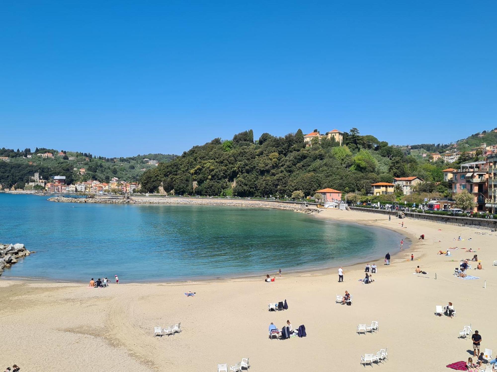 Vicolo Apartment, Pedestrian Centre, 2Bdr, 2,5 Bth, Aircondo, Private Parking, Easy To Train And Ferries, City Life La Spezia Exterior photo