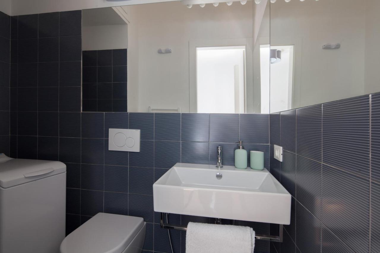 Vicolo Apartment, Pedestrian Centre, 2Bdr, 2,5 Bth, Aircondo, Private Parking, Easy To Train And Ferries, City Life La Spezia Exterior photo