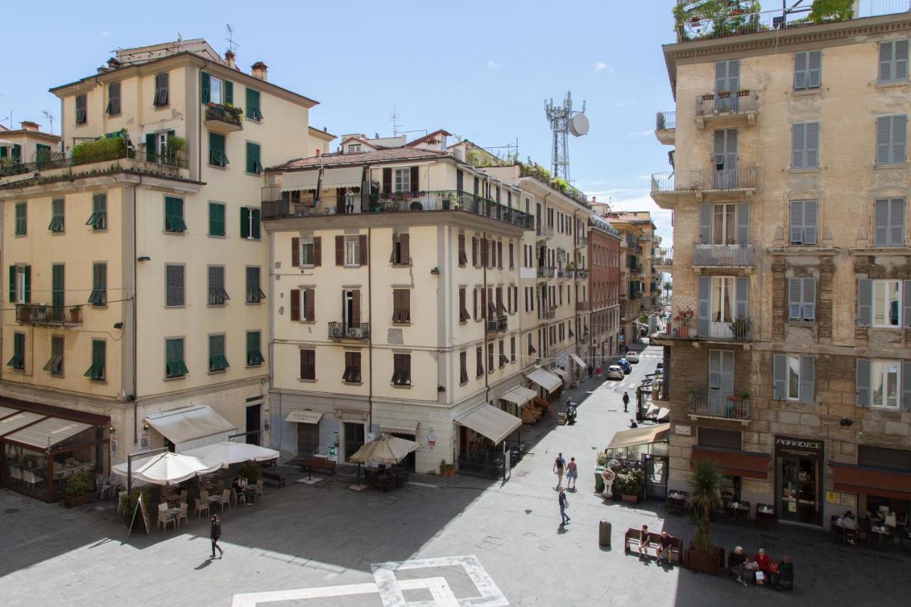 Vicolo Apartment, Pedestrian Centre, 2Bdr, 2,5 Bth, Aircondo, Private Parking, Easy To Train And Ferries, City Life La Spezia Exterior photo